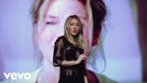 Piosenki filmowe - Still falling for you Ellie Goulding