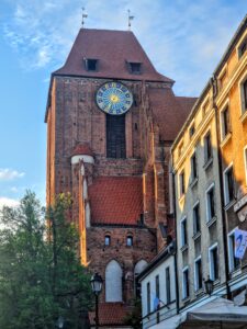 gotyk w Toruniu - kościół świętych Janów