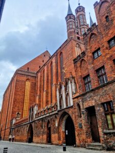 największe zabytki torunia - kościół mariacki