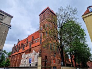 Toruń atrakcje za darmo - kościół świętego Jakuba